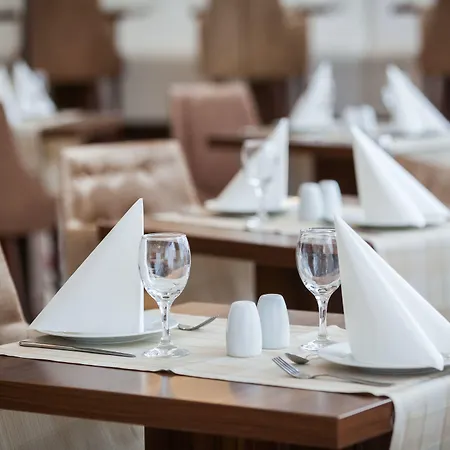 Corner 4* Сплит