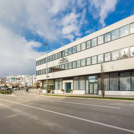 Hotel Corner