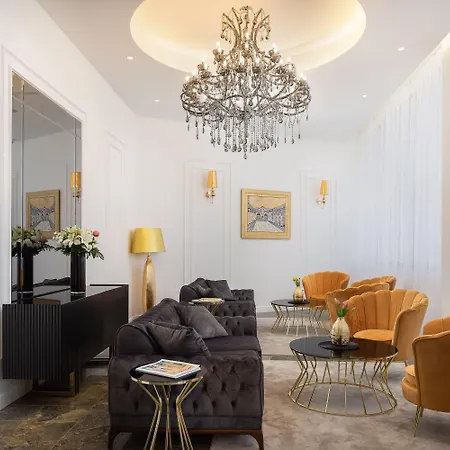 Hotel Corner