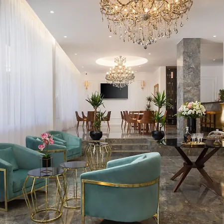 Hotel Corner